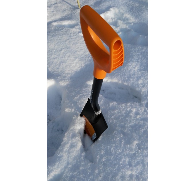Оренда Лопата Fiskars Solid, саперка