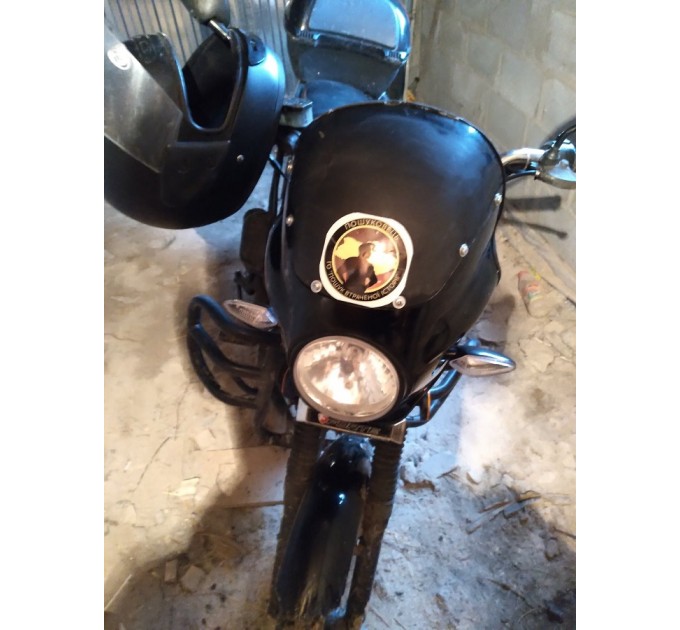 Наклейка на автомобіль PVI