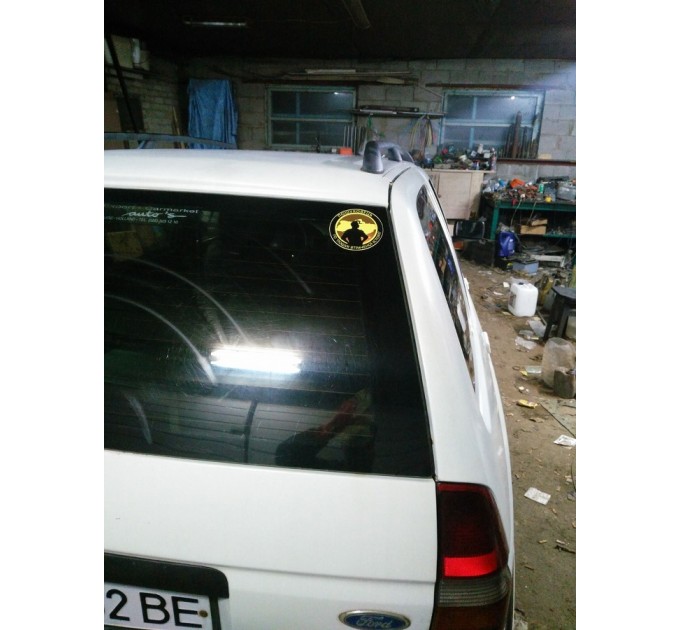 Наклейка на автомобіль PVI